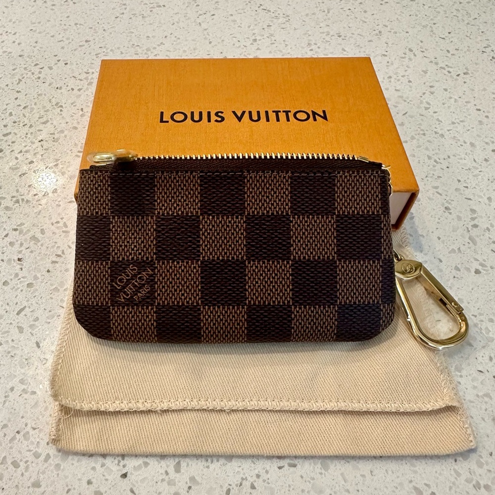 Louis Vuitton Damier Ebene Key Cles - Picture 2 of 7